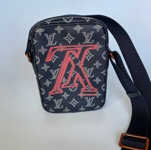 LOUIS VUITTON | UPSIDE DOWN DANUBE | BLUE